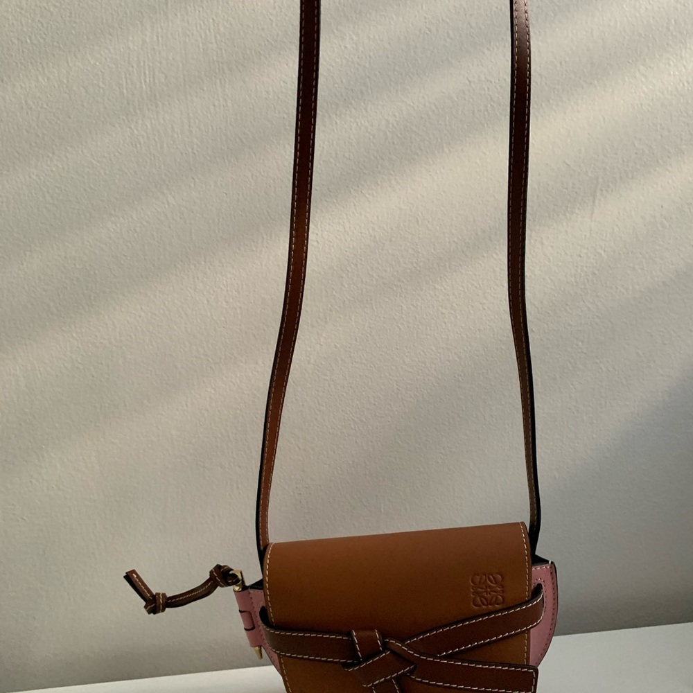 RARE Loewe Mini Gate Bag - Picture 8 of 8